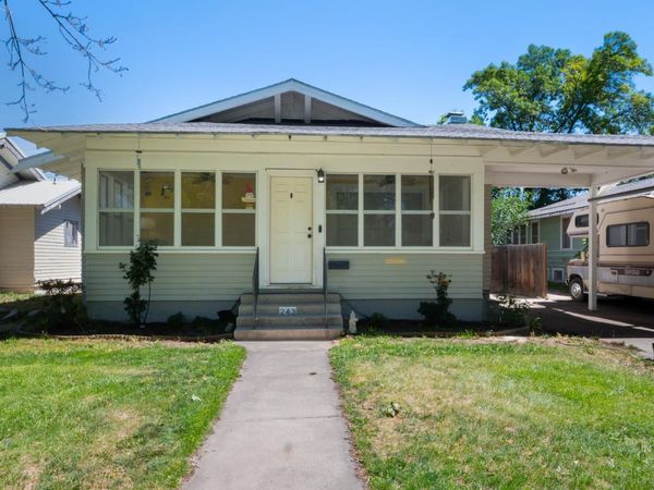 243 8th Ave E, Twin Falls, ID 83301