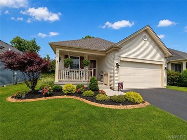 51 Hickory Grove Lane , Cheektowaga, NY 14227