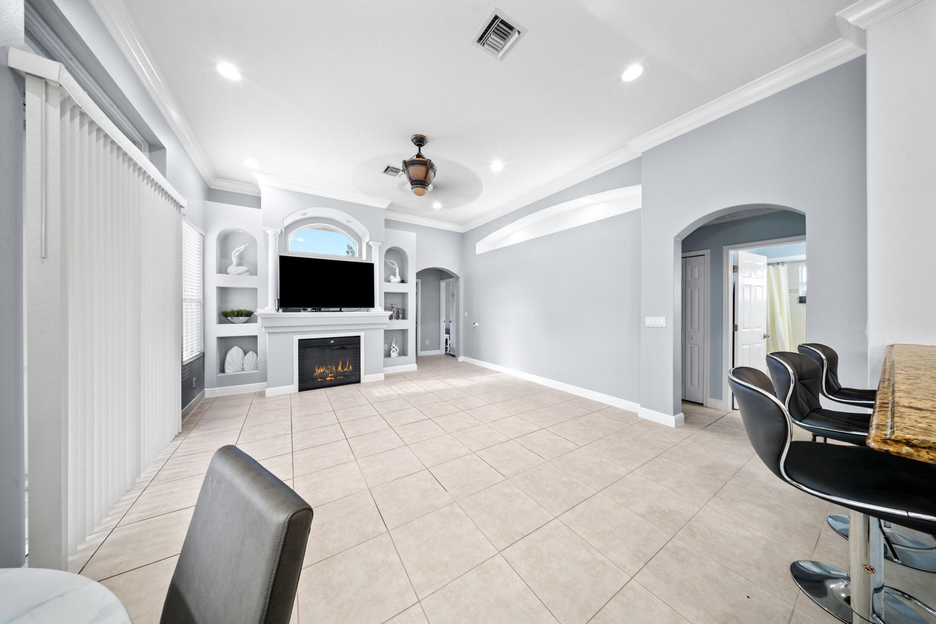 5918 NW Hann Drive, Port Saint Lucie, FL 34986 Photo