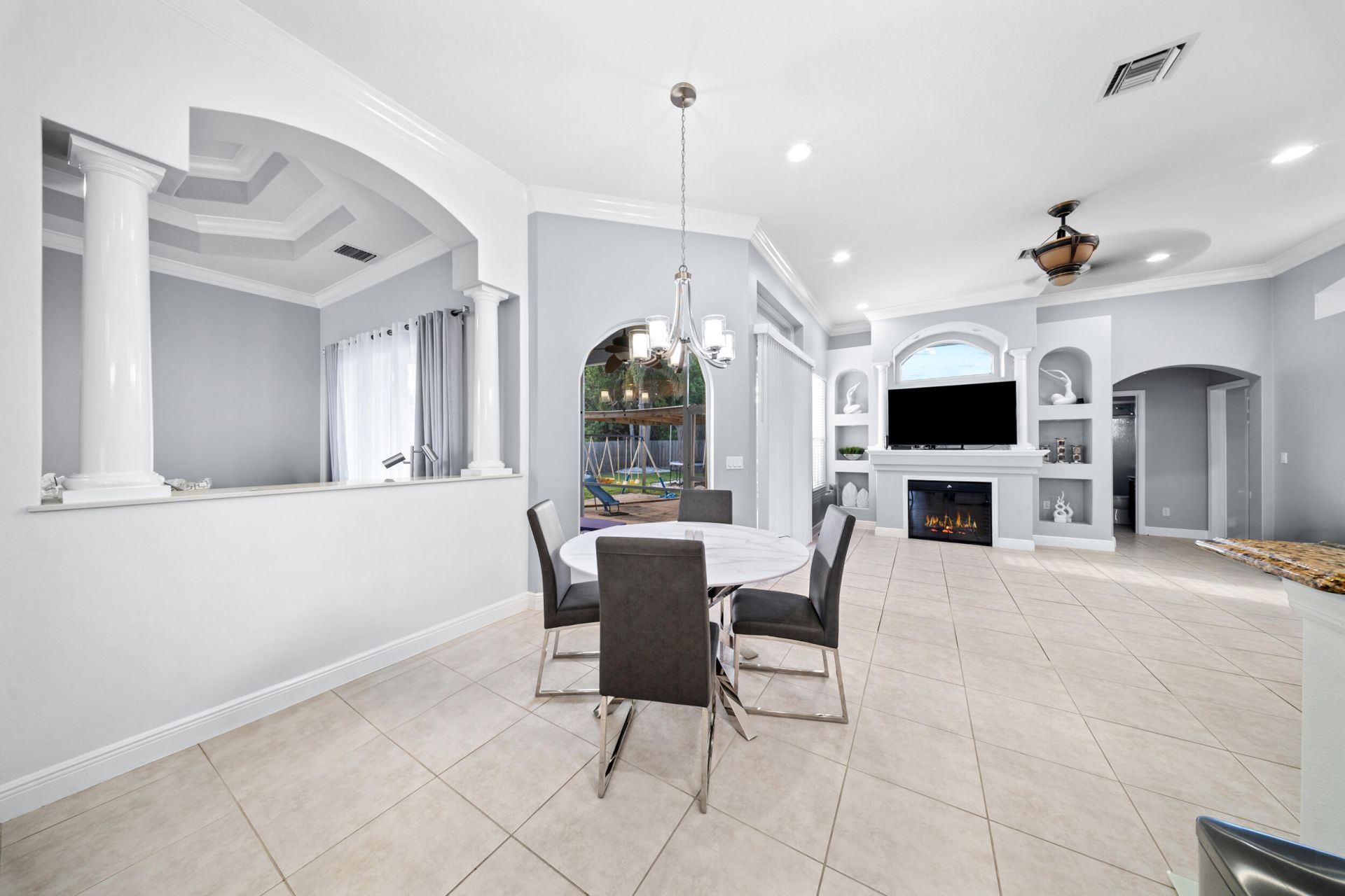5918 NW Hann Drive, Port Saint Lucie, FL 34986 Photo