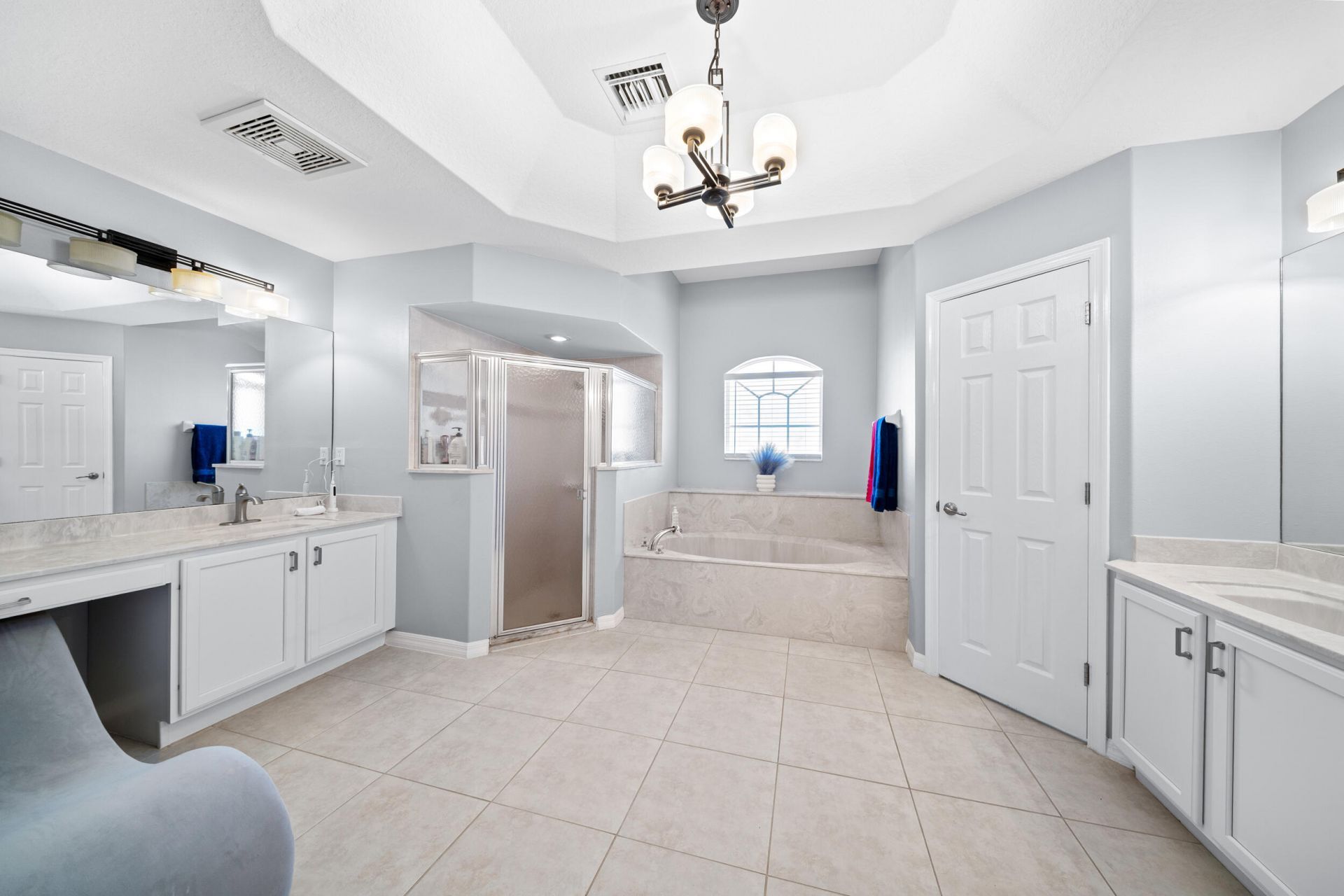 5918 NW Hann Drive, Port Saint Lucie, FL 34986 Photo