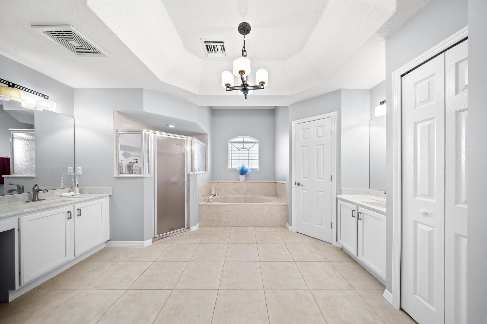 5918 NW Hann Drive, Port Saint Lucie, FL 34986 Photo