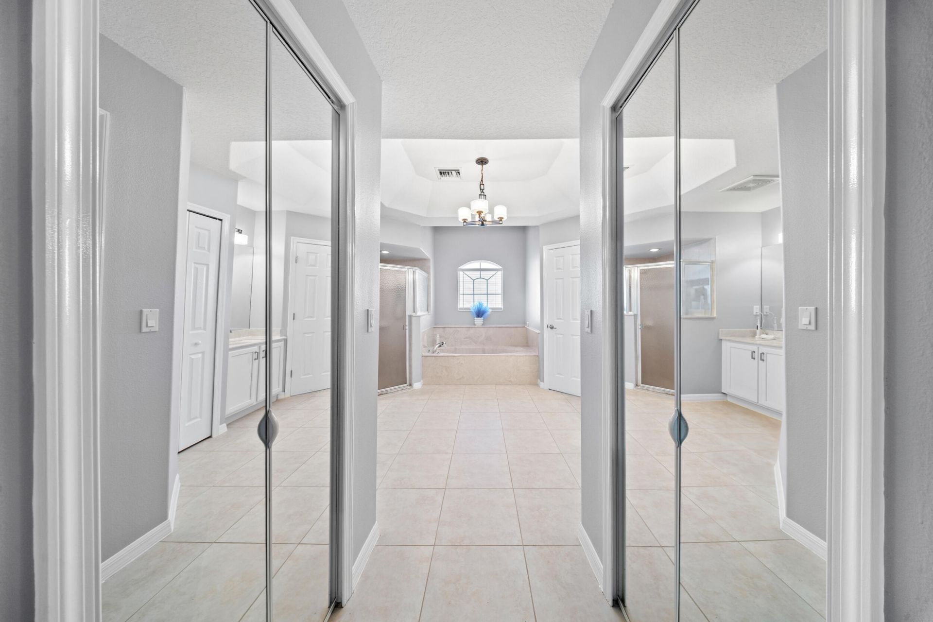 5918 NW Hann Drive, Port Saint Lucie, FL 34986 Photo