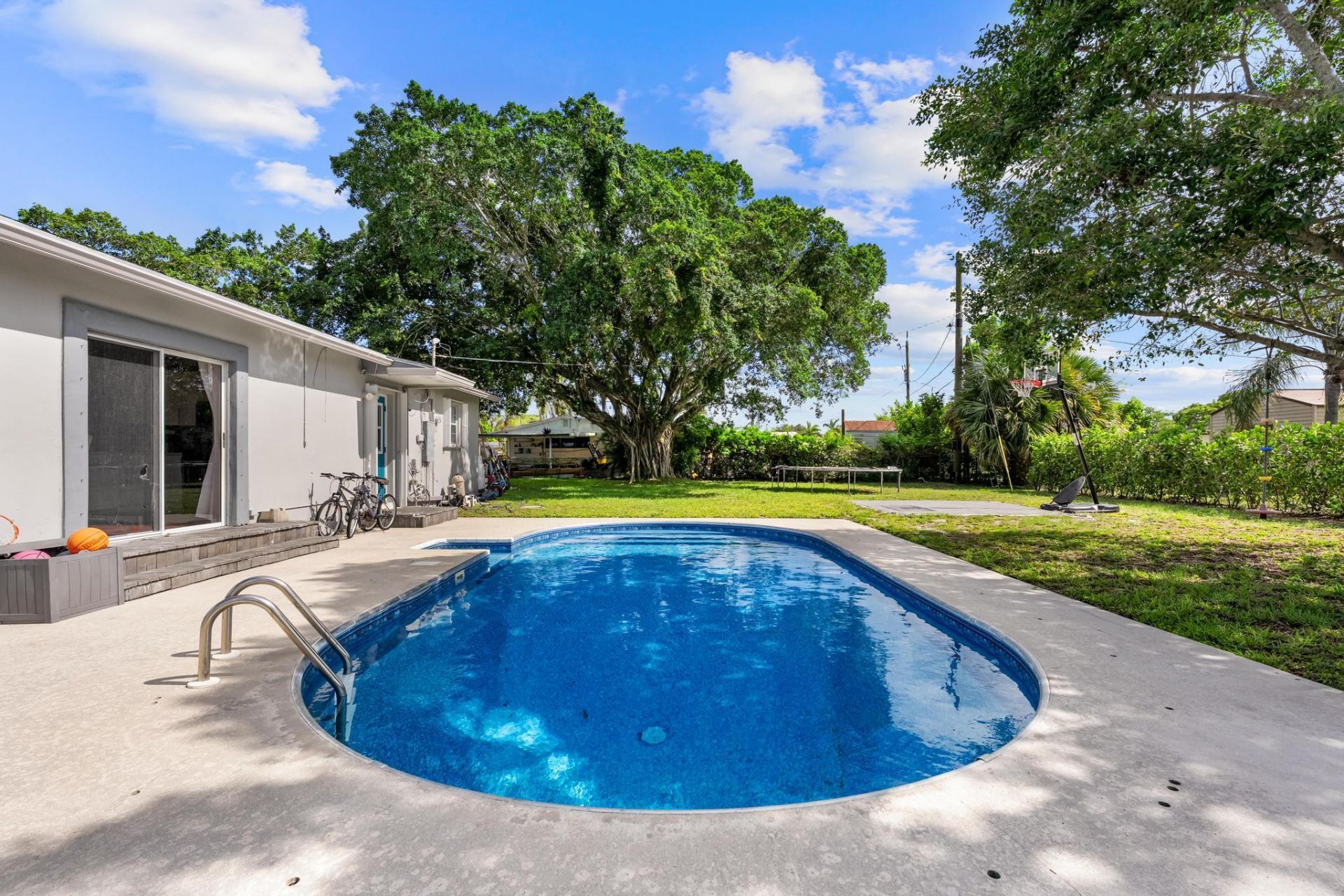 153 Abaco Drive, Palm Springs, FL 33461 Photo