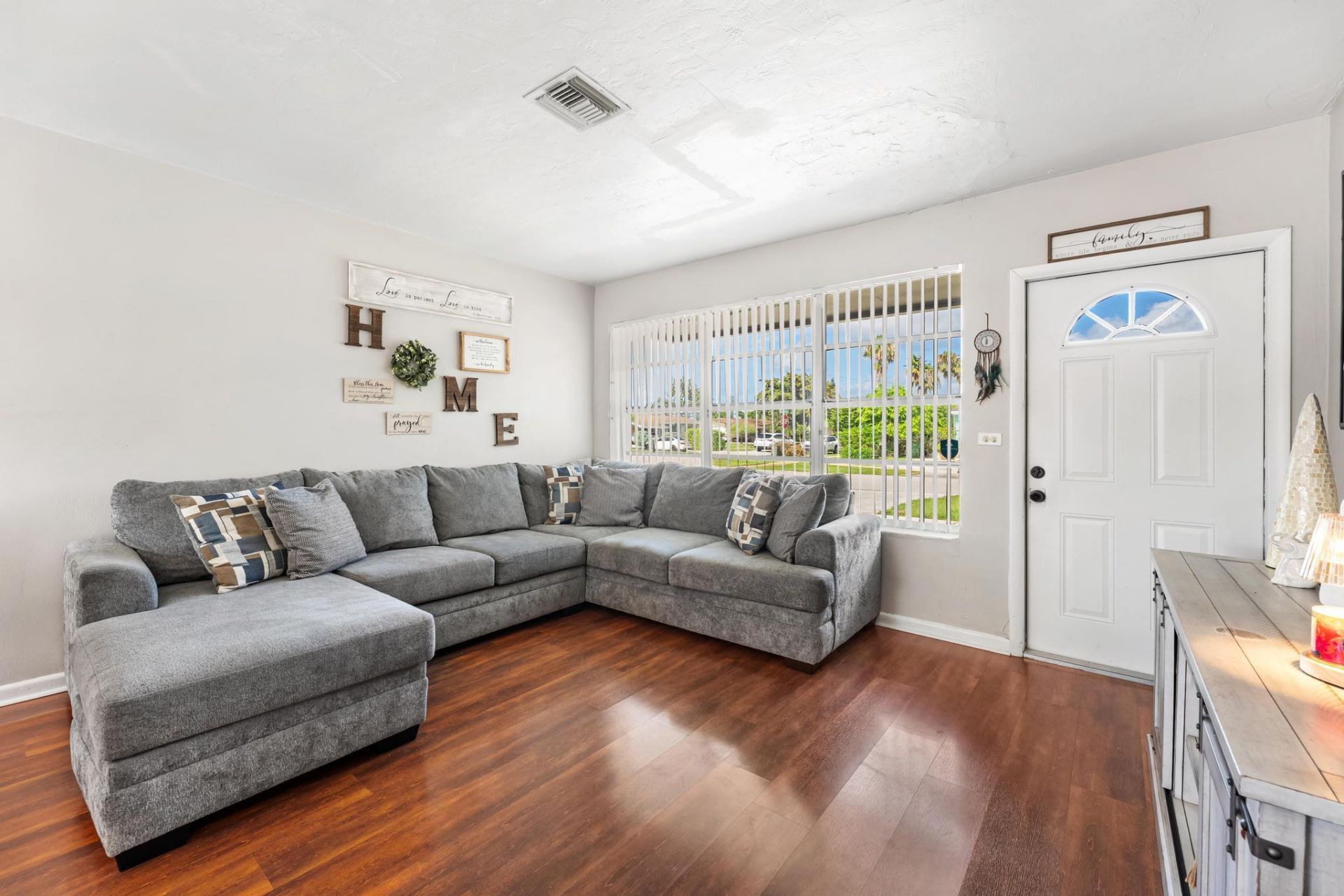 153 Abaco Drive, Palm Springs, FL 33461 Photo