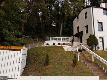 3731 KEMPER ROAD, ARLINGTON, VA 22206