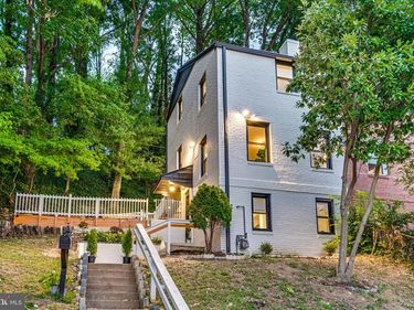 3731 KEMPER ROAD , ARLINGTON, VA 22206