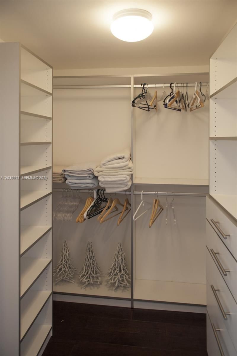 465 Brickell Ave , Unit 4703, Miami, FL 33131 Photo
