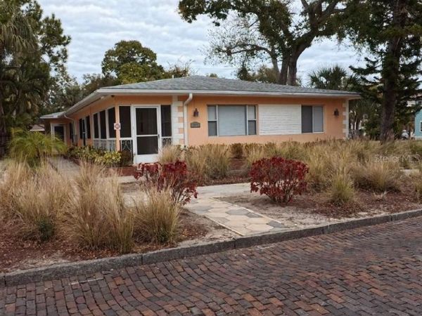 247 6TH AVENUE N, ST PETERSBURG, FL 33701
