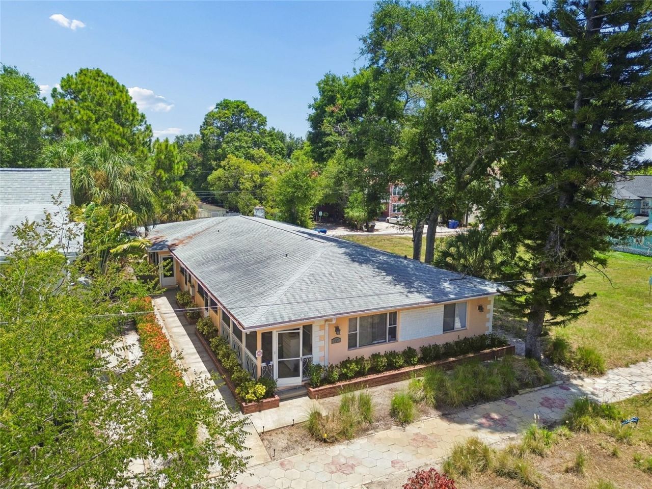 247 6th Avenue N, Saint Petersburg, FL 33701 Photo