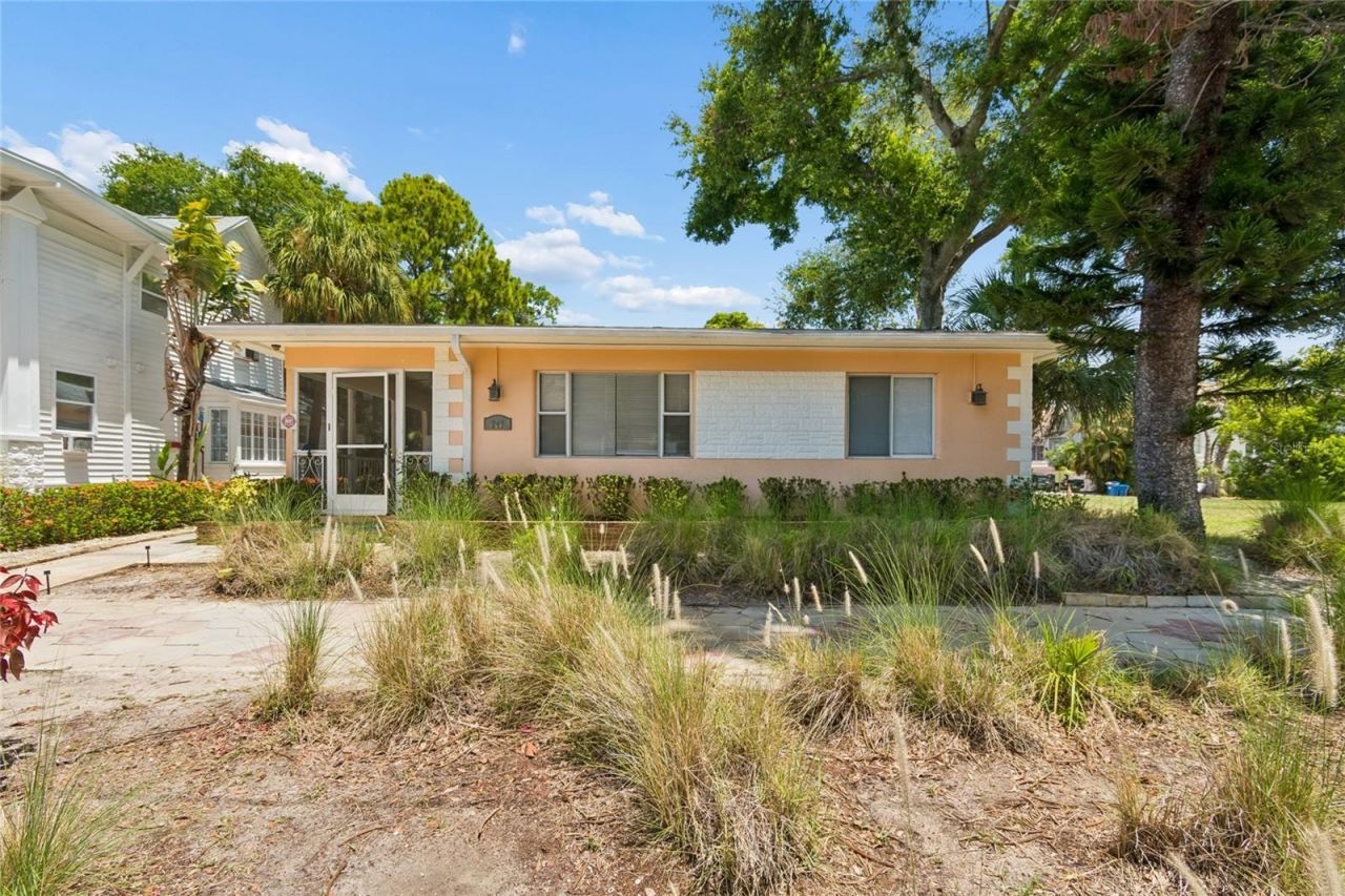 247 6th Avenue N, Saint Petersburg, FL 33701 Photo