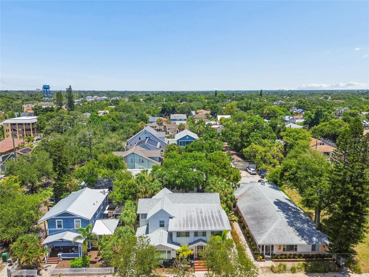 255 6th Avenue N, Saint Petersburg, FL 33701 Photo