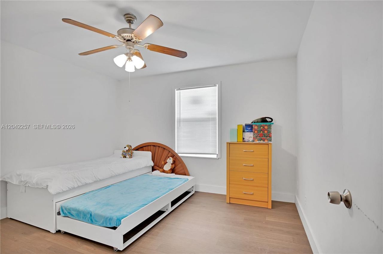 11940 SW 212th St, Miami, FL 33177 Photo