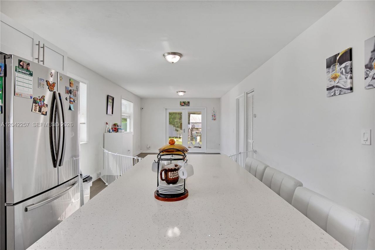 11940 SW 212th St, Miami, FL 33177 Photo