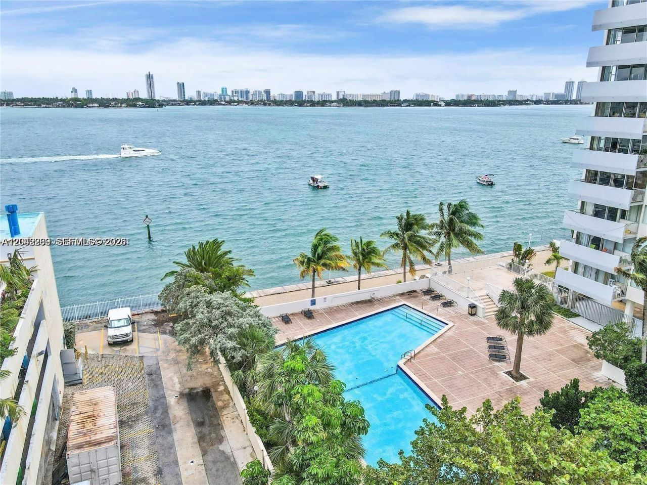 7545 E Treasure Dr, Unit 9H, North Bay Village, FL 33141 Photo