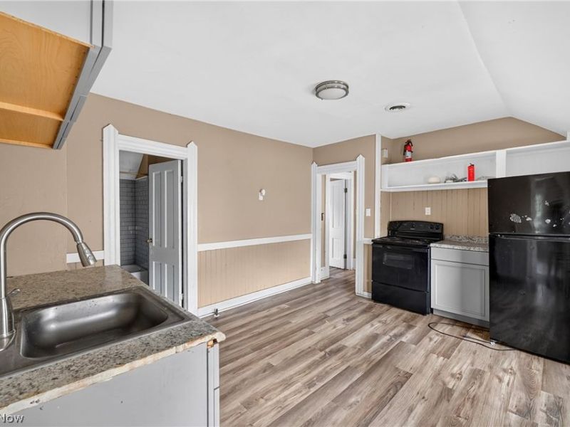 2026 W 44th Street, Cleveland, OH 44113 Photo 16