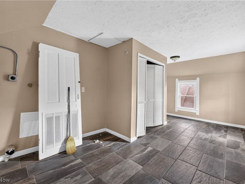 2026 W 44th Street, Cleveland, OH 44113 Photo 19