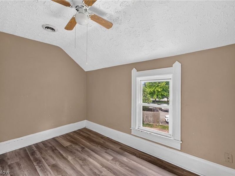 2026 W 44th Street, Cleveland, OH 44113 Photo 3