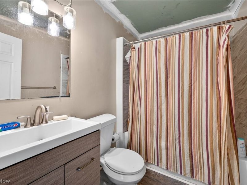 2026 W 44th Street, Cleveland, OH 44113 Photo 31