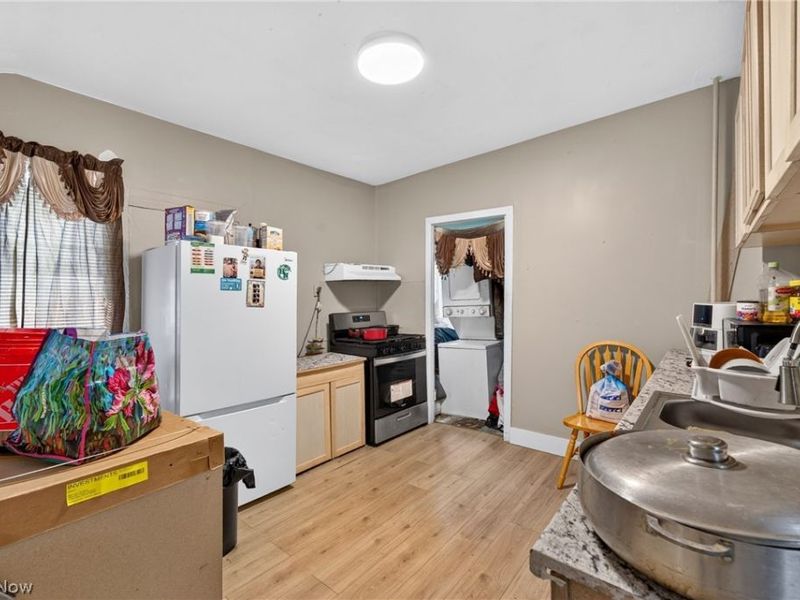 2026 W 44th Street, Cleveland, OH 44113 Photo 32