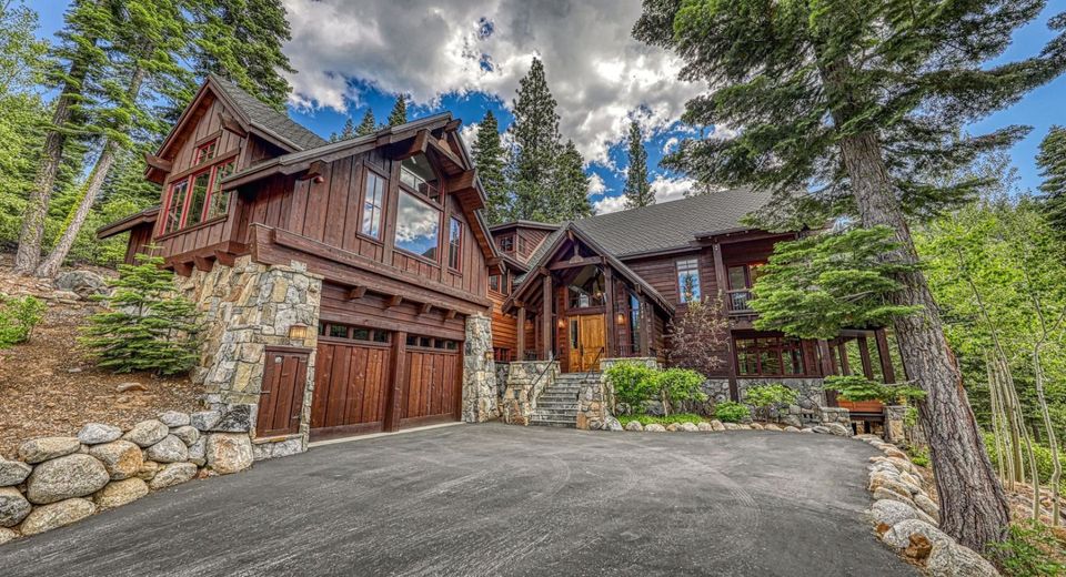2392 Overlook Place, Truckee, CA 96161 Photo