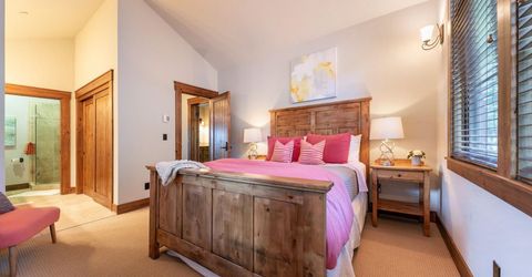 2392 Overlook Place, Truckee, CA 96161 Photo