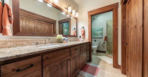 2392 Overlook Place, Truckee, CA 96161 Photo