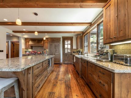 2392 Overlook Place, Truckee, CA 96161 Photo