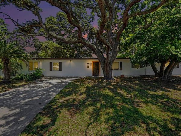 217 GARDEN CIRCLE, CLEARWATER, FL 33756