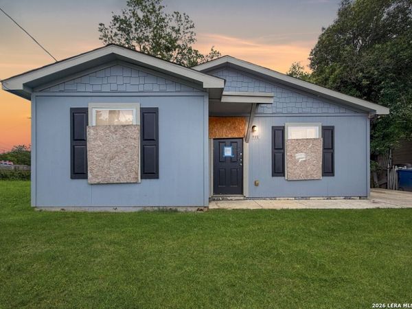 3334 MARTIN LUTHER KING DR, San Antonio, TX 78220
