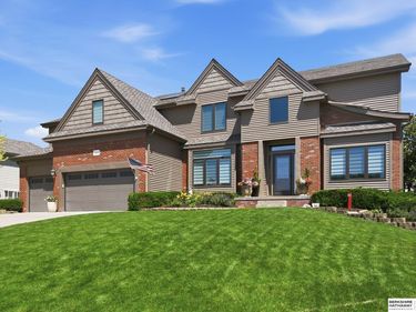 2709 N 159th Street, Omaha, NE 68116