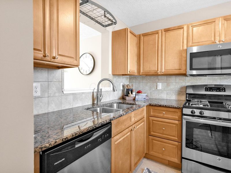 4078 Blendon Point Drive, Unit 61C, Columbus, OH 43230 Photo 4