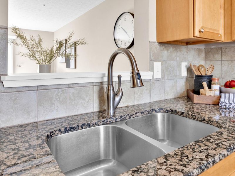 4078 Blendon Point Drive, Unit 61C, Columbus, OH 43230 Photo 6