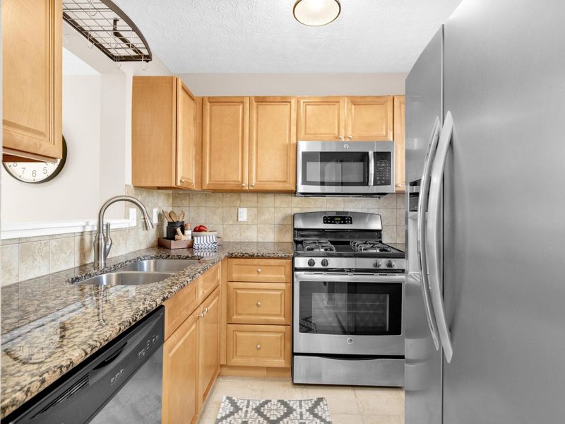 4078 Blendon Point Drive, Unit 61C, Columbus, OH 43230 Photo 8