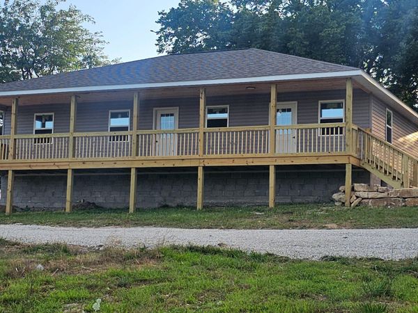 256 Foxden Drive, Gainesville, MO 65655