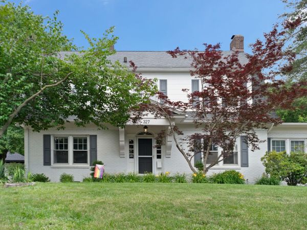 327 McClellan Boulevard, Davenport, IA 52803
