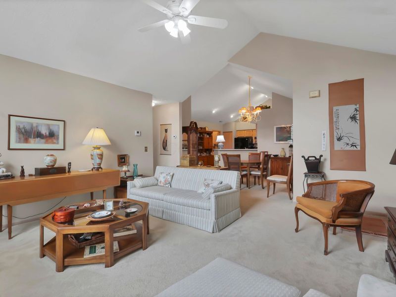 5598 Brickstone Place, Unit 4, Hilliard, OH 43026 Photo 13