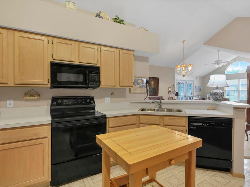5598 Brickstone Place, Unit 4, Hilliard, OH 43026 Photo 22