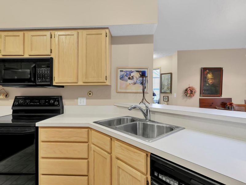 5598 Brickstone Place, Unit 4, Hilliard, OH 43026 Photo 24