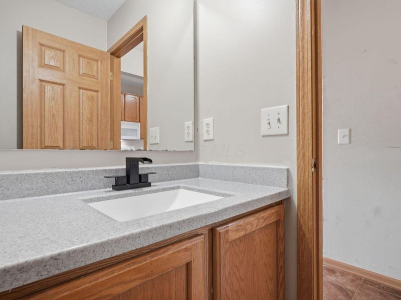6015 Grand Strand Avenue, Westerville, OH 43081 Photo 19