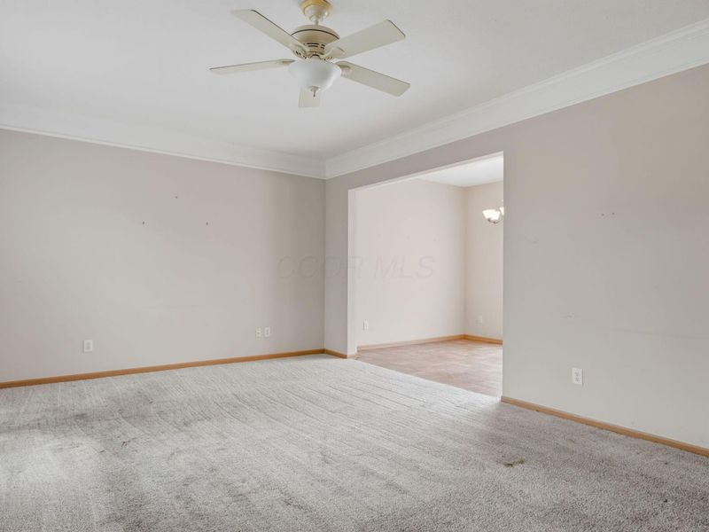 6015 Grand Strand Avenue, Westerville, OH 43081 Photo 9