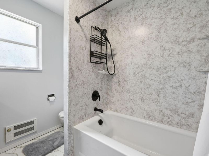 7675 Lake Drive Road, Heath, OH 43056 Photo 20