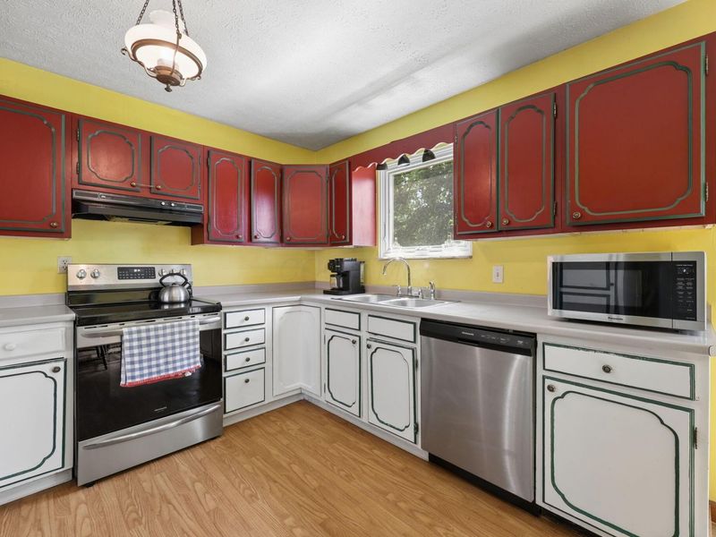 7675 Lake Drive Road, Heath, OH 43056 Photo 9