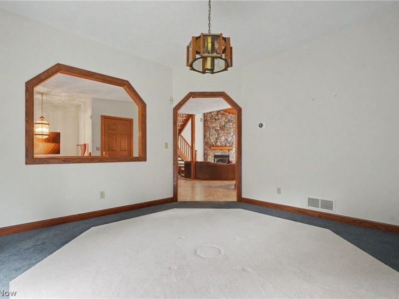 11440 Glenmora Drive, Chardon, OH 44024 Photo 12