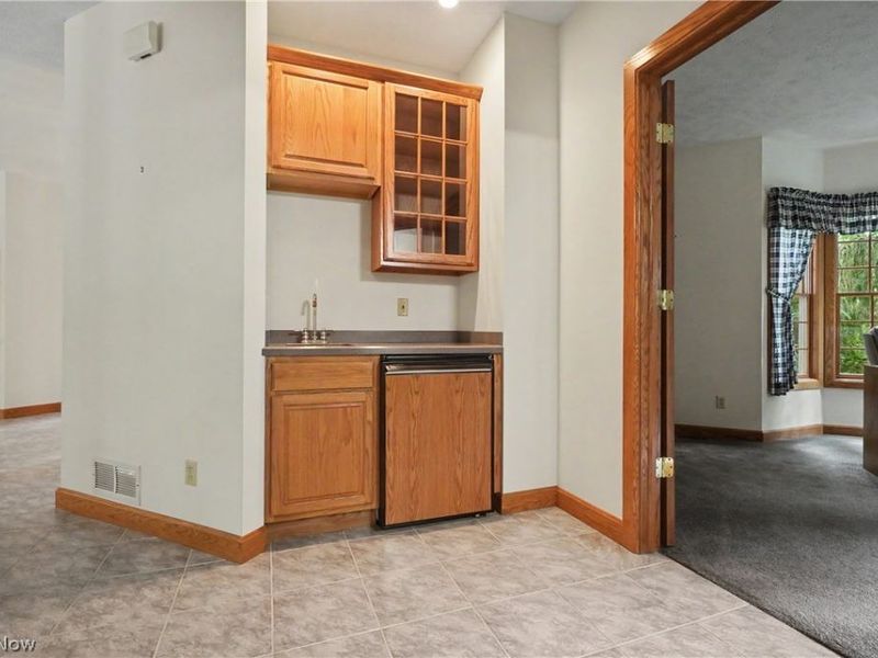 11440 Glenmora Drive, Chardon, OH 44024 Photo 14