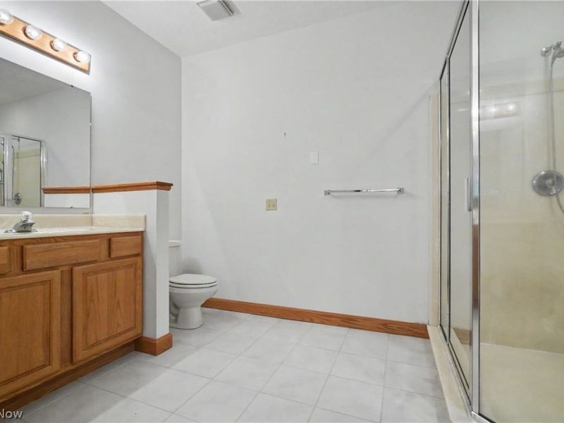 11440 Glenmora Drive, Chardon, OH 44024 Photo 23