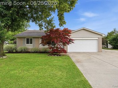 23405 W Le Bost Drive, Novi, MI 48375