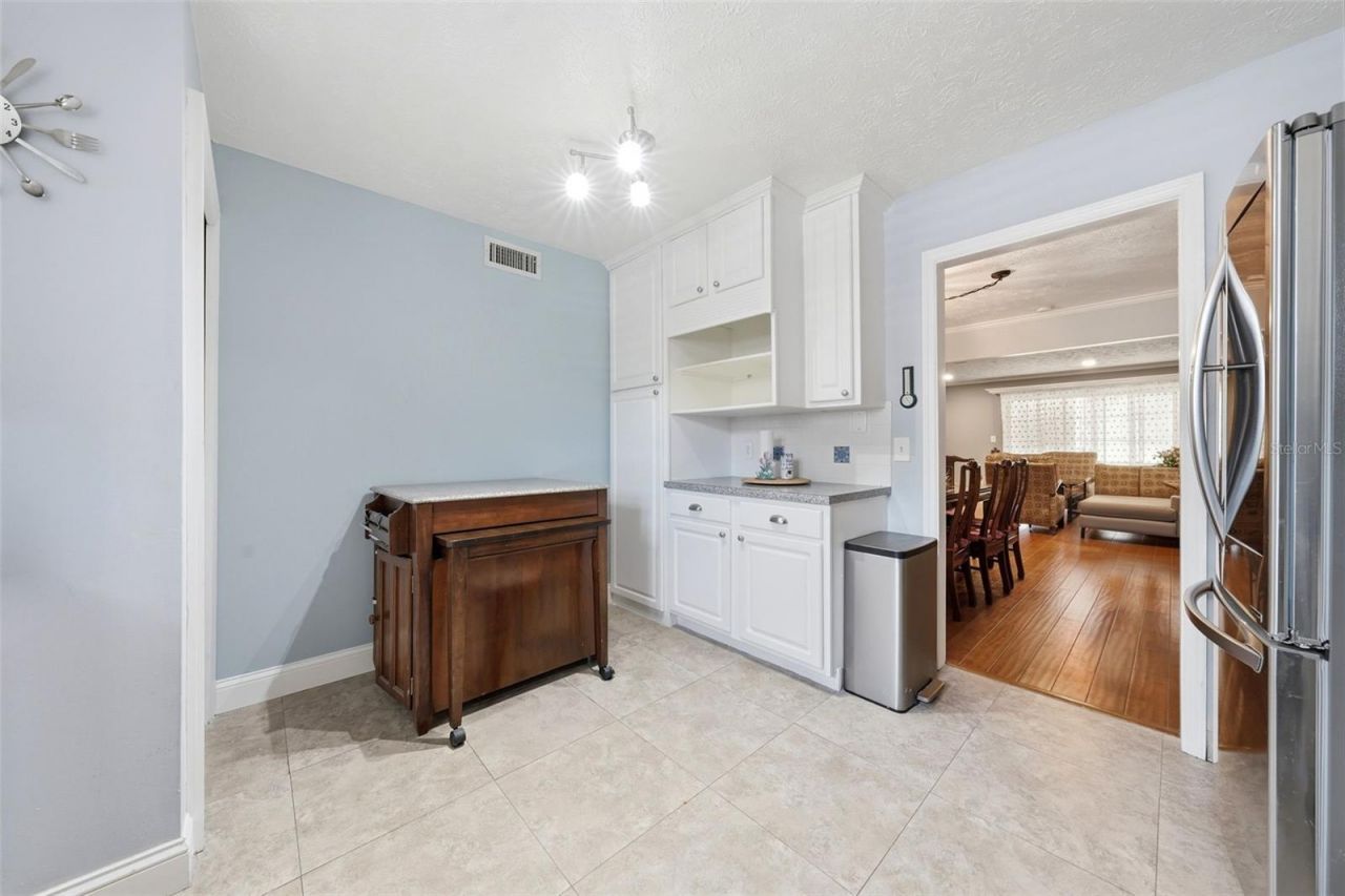 4214 Lake Underhill Road, Unit 6A2, Orlando, FL 32803 Photo