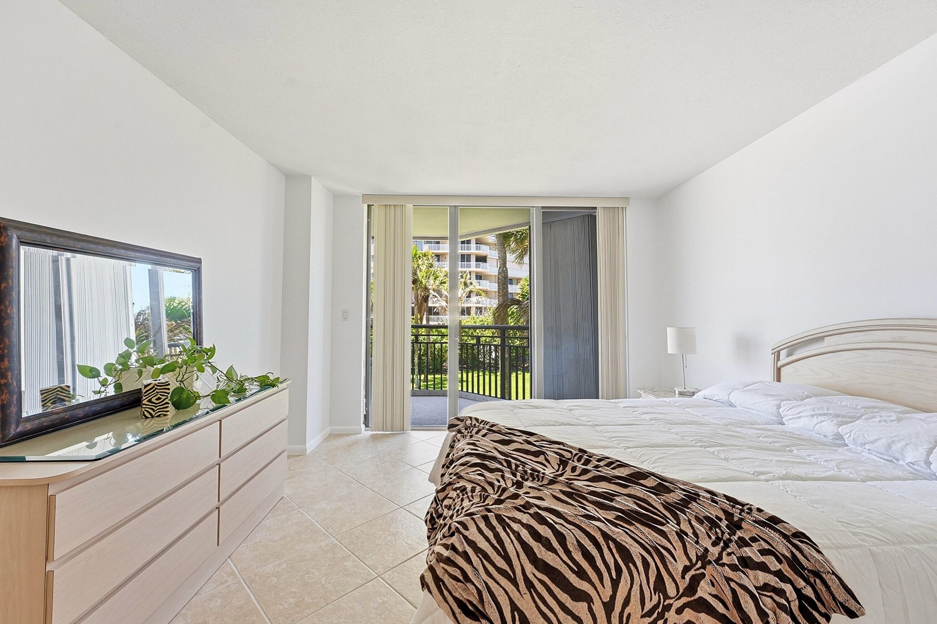 2800 N Hwy A1a, Unit 201, Fort Pierce, FL 34949 Photo