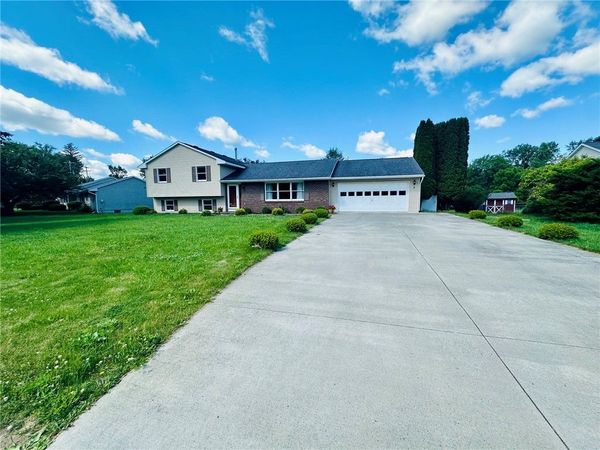 3 Katie Lane , Painted Post, NY 14870